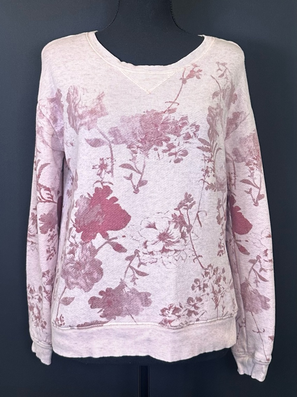 #188- Banana Republic‎ Pink Floral Crewneck Sweater